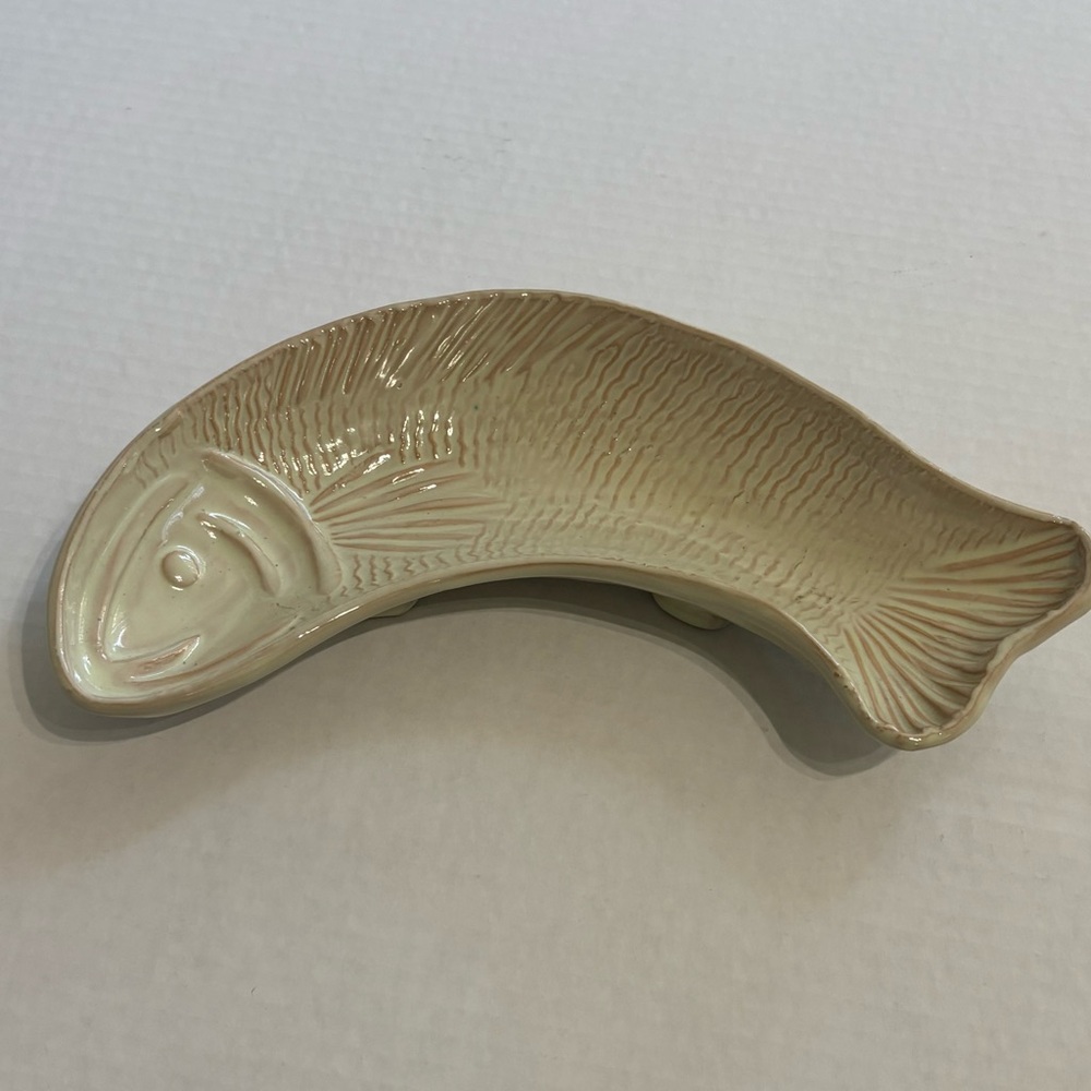 Ceramic Fish-Shaped Dish - Cream
